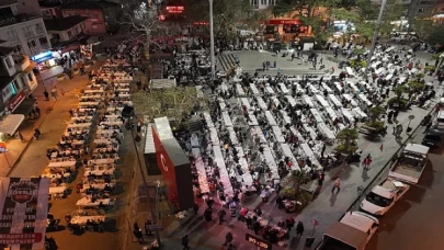 Burhaniyeliler Kadir Gecesi’nde İftarda Buluşcak