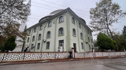 Büyükşehir, Yavuz Selim Camii’nin dış cephesini yeniledi