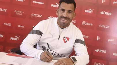 Carlos Tevez'den kötü haber: Hastaneye kaldırıldı