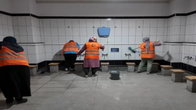 Çayırova’daki ibadethanelerde bayram hazırlığı