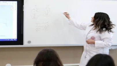 Depremde yer değiştiren öğretmenlere geri dönüş hakkı