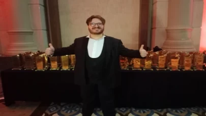 Dünyaca ünlü Türk Tenor Sedat Can Öztoprak yeniden Berlin’de