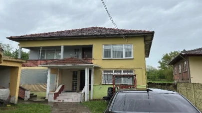 Düzce’de 53 yaşındaki kişi çatıdan düştü