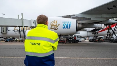 Emirates, Amsterdam Schiphol Havalimanı’ndaki uçuşları için Sürdürülebilir Havacılık Yakıtı tedarikine başladı