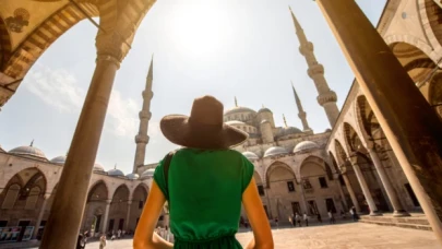 En fazla turist komşu ülkelerden geldi