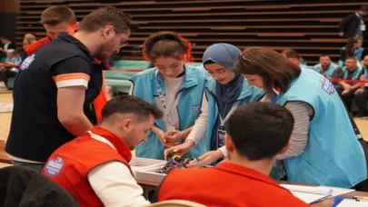 Geleceğin teknoloji liderleri ödüllendirildi