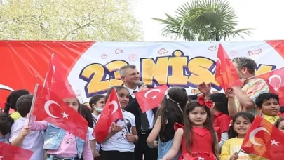 Gölcük Belediye Başkanı Ali Yıldırım Sezer, 23 Nisan Ulusal Egemenlik ve Çocuk Bayramı münasebetiyle bir mesaj yayınladı