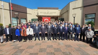 Gölcük’te düzenlenen Kent Bayramlaşması toplumun her kesiminden temsilciler vatandaşların geniş katılımı ile gerçekleştirildi