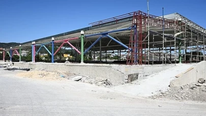 Göynük pazar yerinde çalışmalar devam ediyor