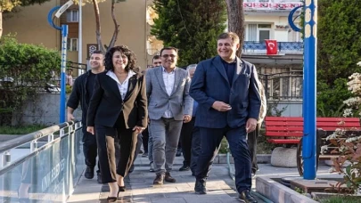 İzmir Büyükşehir Belediye Başkanı Dr. Cemil Tugay: Önce Atatürk’e sonra size borcumuz var