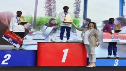 İzmir Maraton’da ödüller dağıtıldı