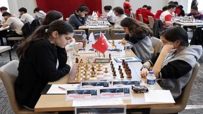 Karaman Belediyesi ve Türkiye Satranç Federasyonu iş birliğiyle düzenlenen 2024 Türkiye Küçükler ve Yıldızlar Takım Satranç Şampiyonası başladı