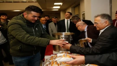 Kayseri’de gençlere 10 milyon porsiyon çorba ikramı