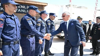 Kemer’de bayramlaşma programı düzenlendi