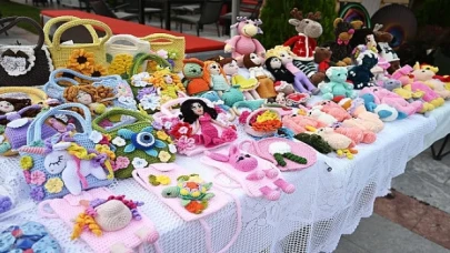 Kemer’de “Üreten ev hanımları” kermesi