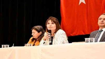 Malkara İlçe Kaymakamlığı öncülüğünde, 29 Nisan 2024 Pazartesi günü saat 13.00’de Malkara Kültür Merkezi’nde mahalle muhtarlarına bilgilendirme toplantısı düzenlendi