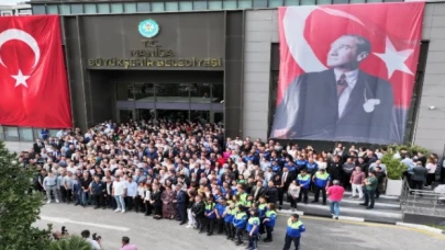 Manisa Büyükşehir Belediyesi personeli bayramlaştı
