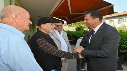 Manisa’da huzurevi sakinlerine sürpriz ziyaret