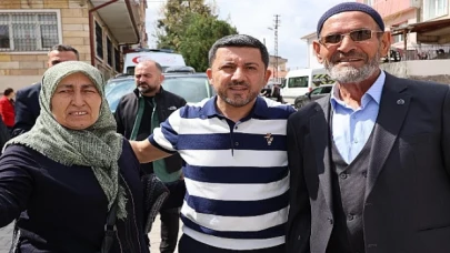 Nevşehir Belediye Başkanı Rasim Arı, Kıratlıoğlu Mahallesi’nde hemşehrileriyle bayramlaştı