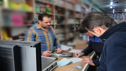 Nevşehir Belediye Başkanı seçilen Rasim Arı’nın ilk talimatı şehirdeki Arapça tabelaların kaldırılması oldu