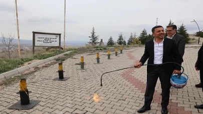 Nevşehir Belediyesi tarafından, on bir ayın sultanı ramazan ayının sona ermesi ve Ramazan Bayramı dolayısıyla 11 pare top atışı gerçekleştirdi