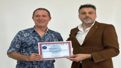 Sanatçı Sümer Ezgü’den mesleki ve kültürel söyleşi