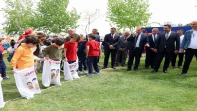 TBMM bahçesinde renkli buluşma