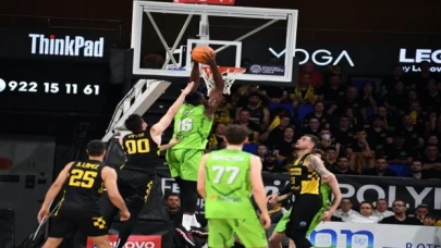 TOFAŞ dörtlü final biletini kaptırdı