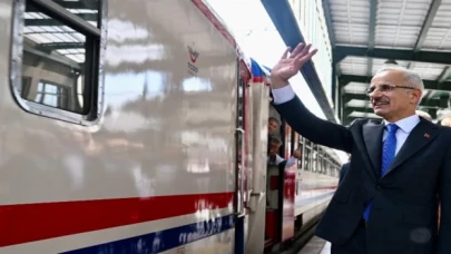 Turistik ilk sefere uğurlandı