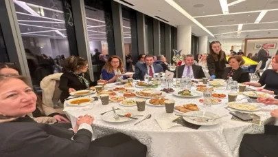 Türk-Amerikan toplumu birlikte oruç açtı