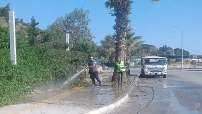 Urla Sokaklarında Bayram Temizliği