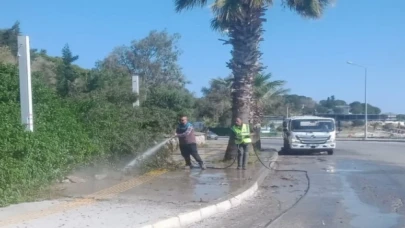 Urla sokaklarında bayram temizliği