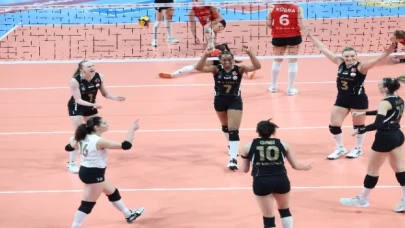 VakıfBank sezonu 3. sırada tamamladı