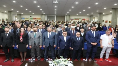 Vali Gökmen Çiçek Turizm Haftasını öğrencilerle kutladı