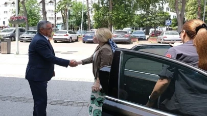 Akdeniz Üniversitesi Rektörü Özlenen Özkan Kemer’de