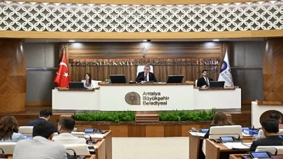 Antalya Büyükşehir ve ASAT’ın 2023 mali yılı kesin hesapları oy birliğiyle kabul edildi