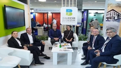 Ayvalık Belediye Başkanı Mesut Mesut Ergin, Uluslararası Konferansta UNESCO Dünya Mirası Süreci’ni anlattı