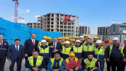 Bakan Özhaseki: Her ay 20 bin konut teslim edilecek