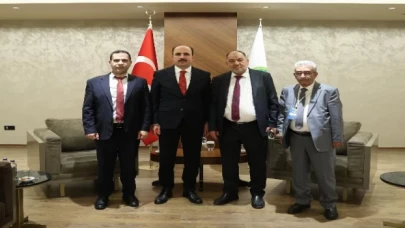 Başkan Altay Konya’da yapılan OICC kapsamında ikili temaslarda bulundu