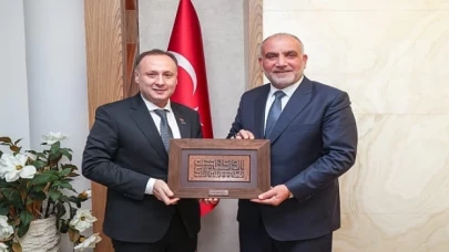 Başkan İbrahim Sandıkçı, “İlçemize yeni yatırımlar kazandırmak için gayretle çalışıyoruz”