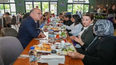 Başkan Işık, şehit anneleri ve eşleriyle bir araya geldi