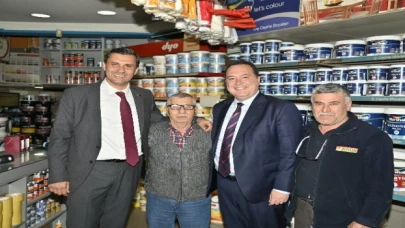 Başkan Zeyrek, Akhisar Pazaryeri esnafını ziyaret etti