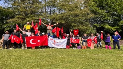 Bilecikli doğa tutkunları 19 Mayıs’ı doğada kutladı