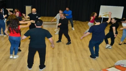 Bursa HND Sanat’ta ilk sahne heyecanı