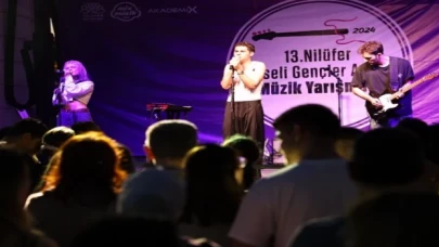 Bursa Nilüfer’de liseli gençler yetenekleriyle alkış topladı