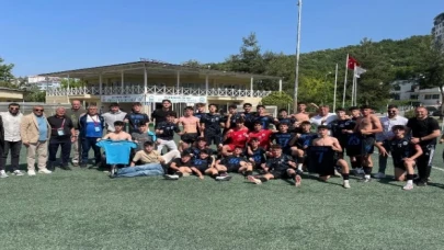 Bursa’da Gemlik Belediyespor U-17 Elit Lig şampiyonu!