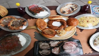 Bursa’nın lezzetleri Tophane Meydanı’nda  tanıtıldı