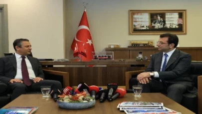 CHP Genel Başkanı Özel’den İmamoğlu’na tebrik ziyareti