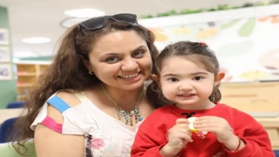 Çocukların yüzü gülüyor anneler mutlu oluyor