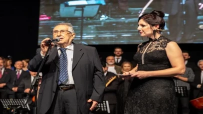 Duayen Paşmakçı’ya Bursa’dan türkülü vefa gecesi